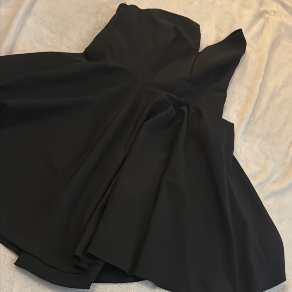 Elegant Black Strapless Dress
